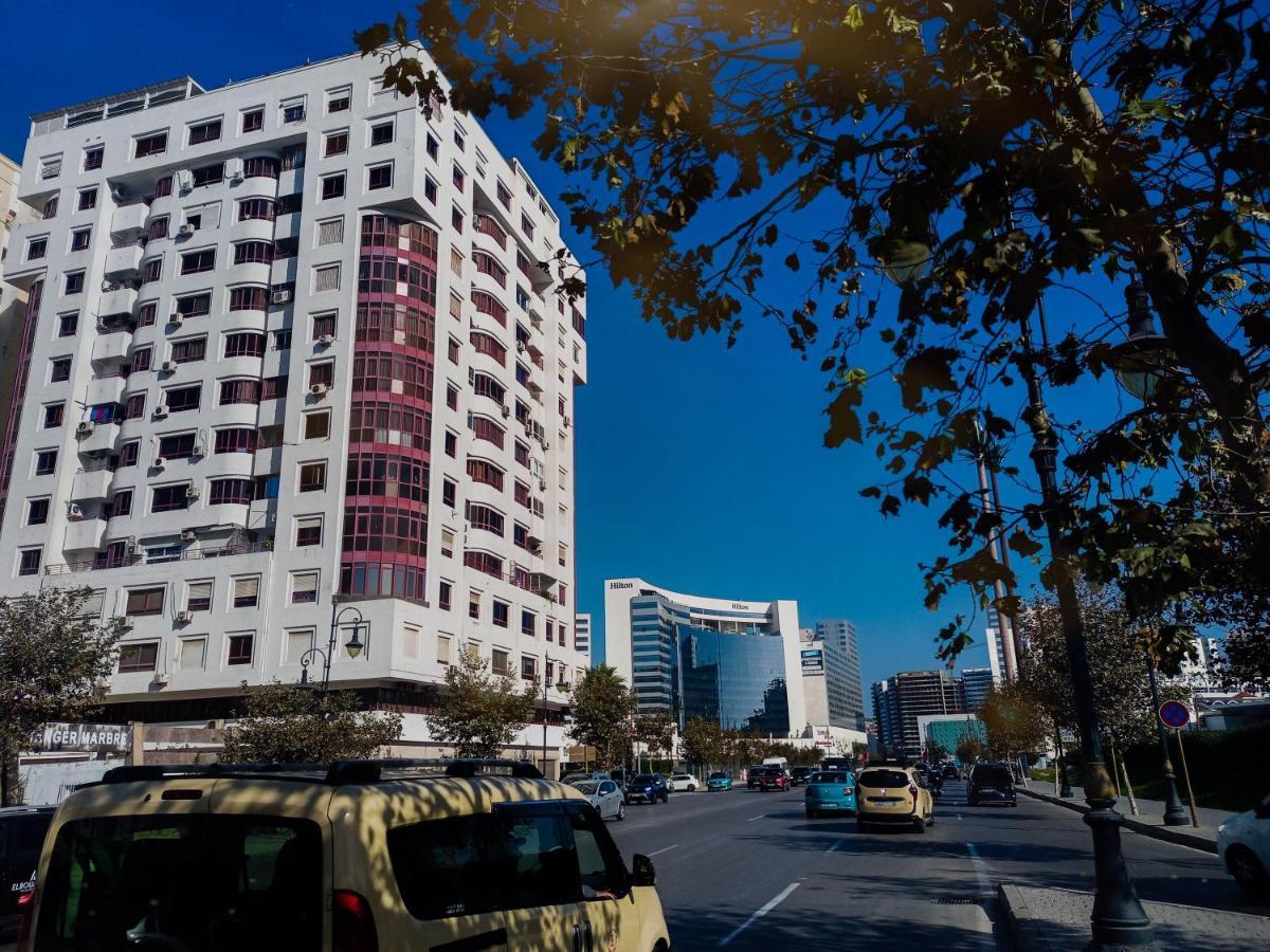 Nouveau Appartement Au Centre Ville En Face Hilton 丹吉尔 外观 照片